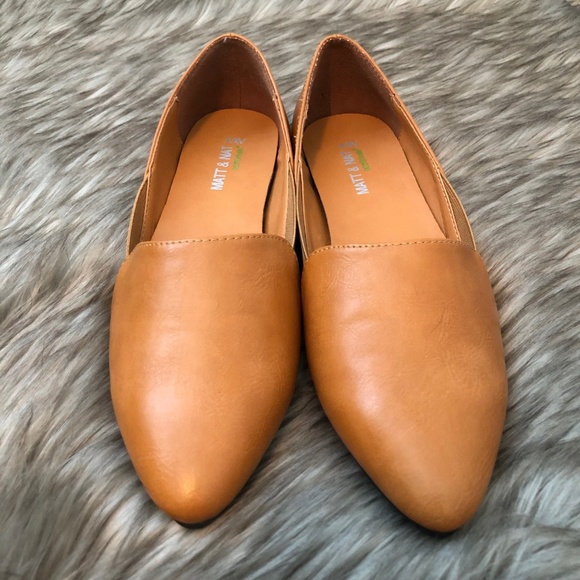 Matt & Nat Shoes - Matt and Nat Westmount tan flats brand new